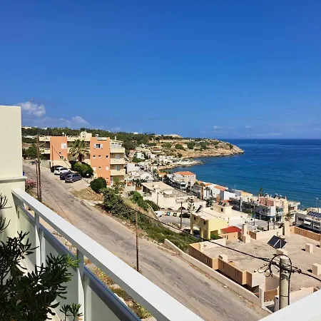 Seaview Flora's Luxury Apartment-300meters From The Appartamento Rethymno