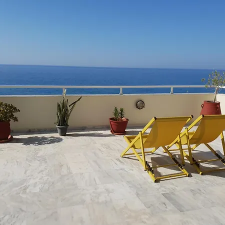 Seaview Flora's Luxury Apartment-300meters From The Appartamento Rethymno